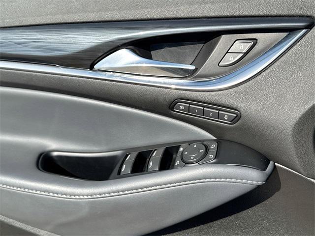 used 2024 Buick Enclave car, priced at $32,000