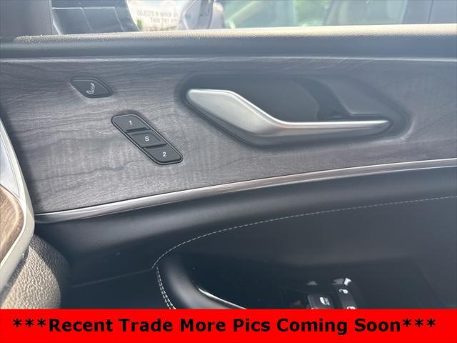 used 2022 Jeep Grand Cherokee car, priced at $32,984