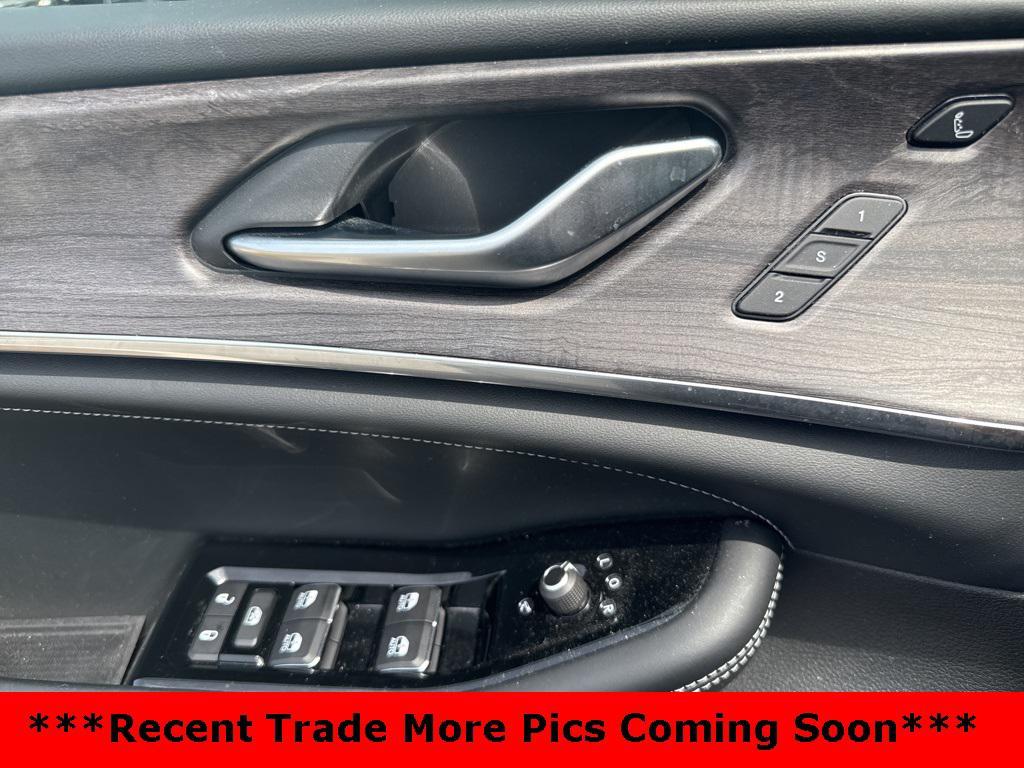used 2022 Jeep Grand Cherokee car, priced at $29,744