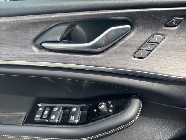 used 2022 Jeep Grand Cherokee car, priced at $34,454