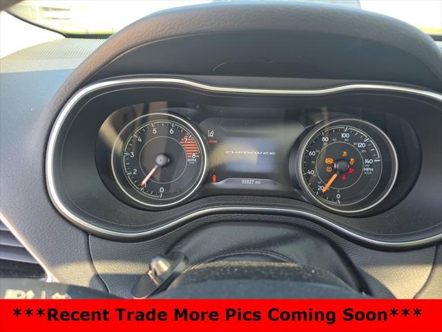 used 2022 Jeep Cherokee car, priced at $25,499