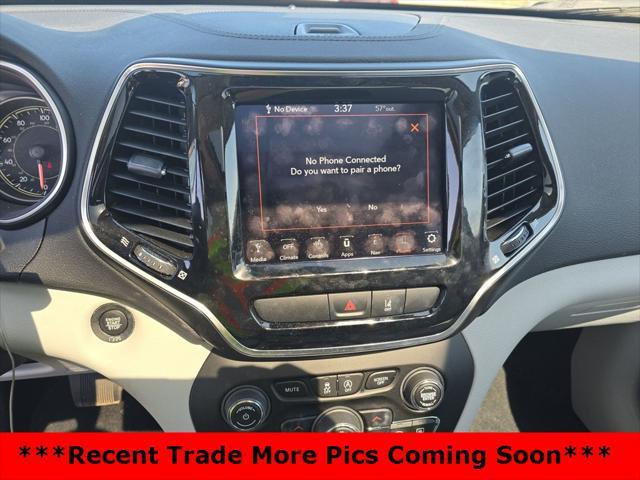 used 2022 Jeep Cherokee car, priced at $25,499