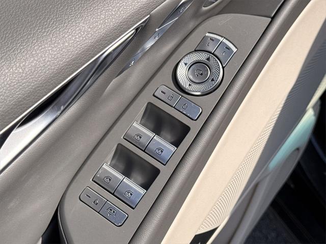new 2025 Genesis G80 car, priced at $70,510
