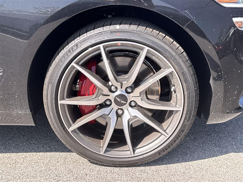new 2025 Genesis G70 car, priced at $41,528
