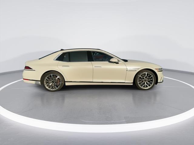 new 2025 Genesis G90 car, priced at $101,585