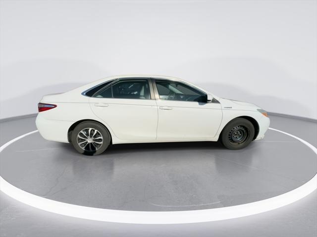 used 2015 Toyota Camry Hybrid car, priced at $12,224