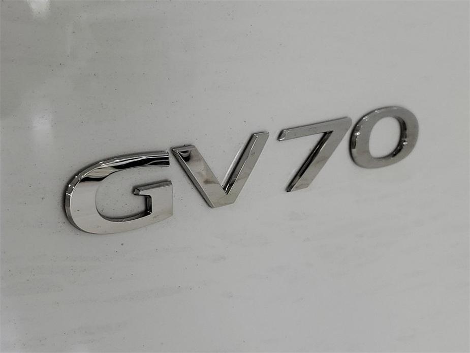 new 2025 Genesis GV70 car