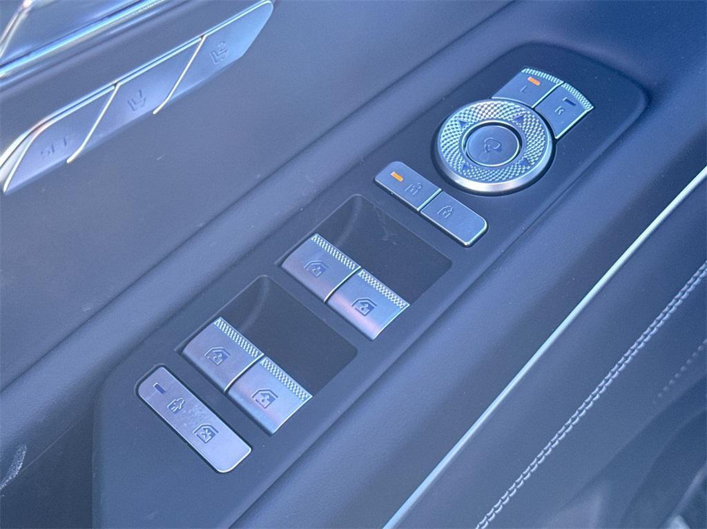 new 2025 Genesis GV80 car, priced at $58,058