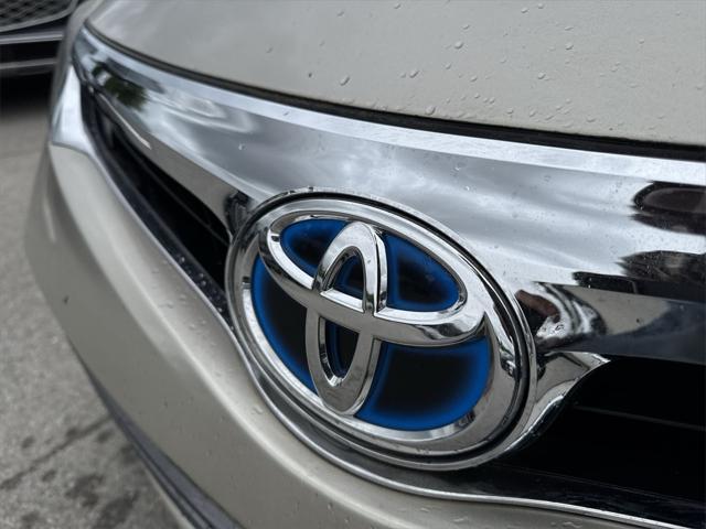 used 2013 Toyota Avalon Hybrid car, priced at $12,717