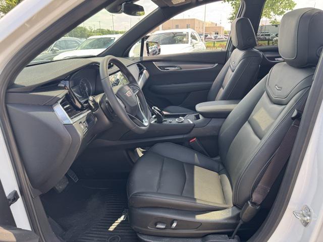used 2024 Cadillac XT6 car, priced at $38,994