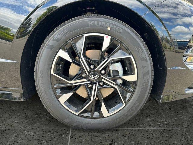 new 2025 Hyundai Sonata car, priced at $29,707