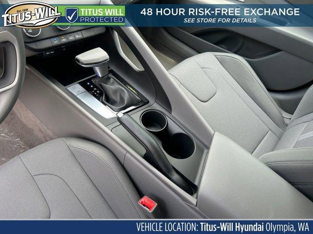 new 2025 Hyundai Elantra car, priced at $21,999