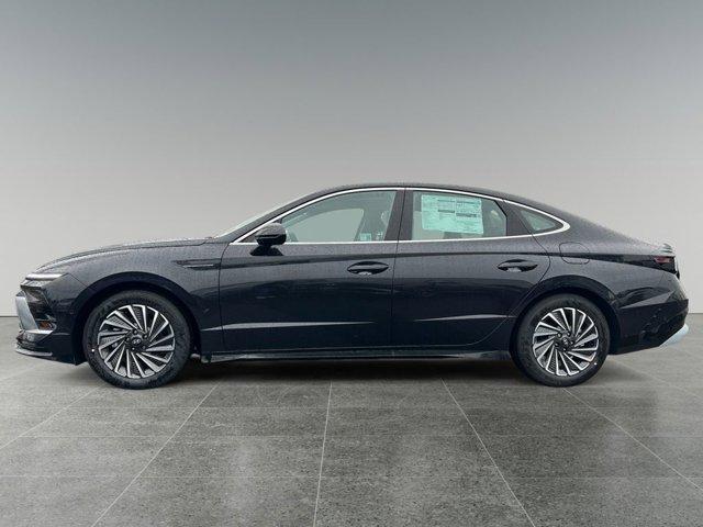 new 2025 Hyundai Sonata Hybrid car, priced at $37,553