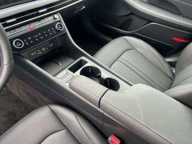 new 2025 Hyundai Sonata Hybrid car, priced at $37,000