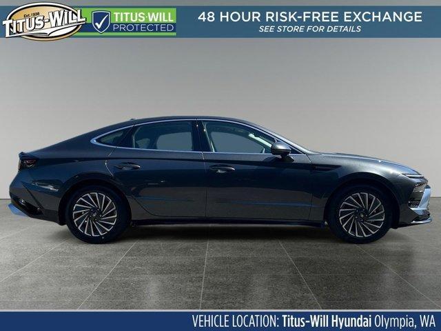 new 2025 Hyundai Sonata Hybrid car, priced at $32,890