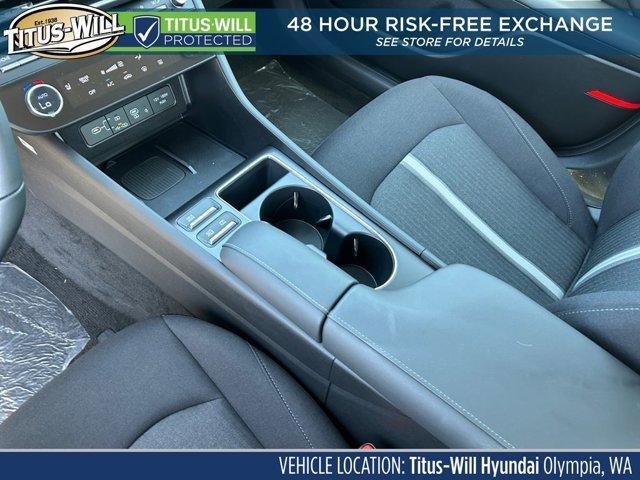 new 2025 Hyundai Sonata Hybrid car, priced at $32,890