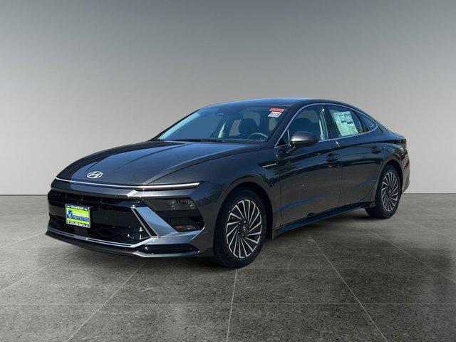 new 2025 Hyundai Sonata Hybrid car, priced at $32,890