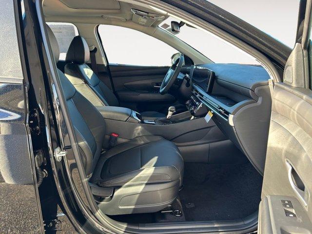 new 2025 Hyundai Tucson car, priced at $34,000