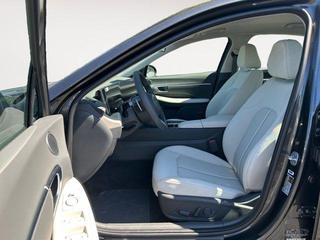new 2025 Hyundai Sonata Hybrid car, priced at $32,800