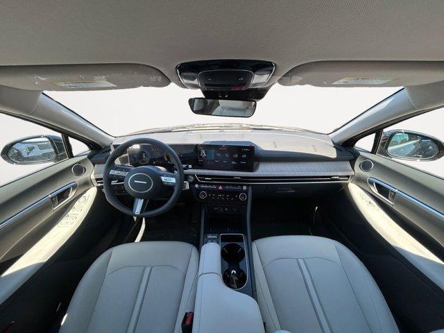 new 2025 Hyundai Sonata Hybrid car, priced at $32,800