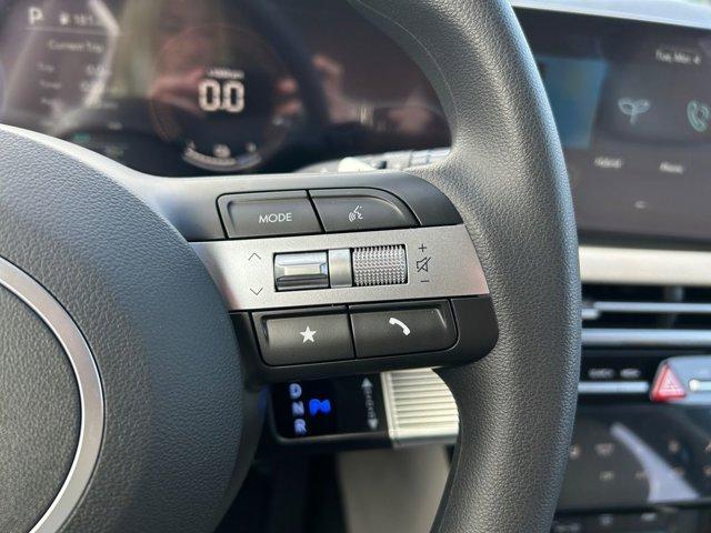 new 2025 Hyundai TUCSON Hybrid car, priced at $34,721