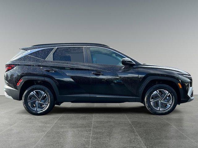 new 2025 Hyundai TUCSON Hybrid car, priced at $34,721