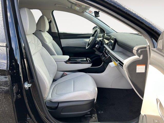 new 2025 Hyundai TUCSON Hybrid car, priced at $34,721