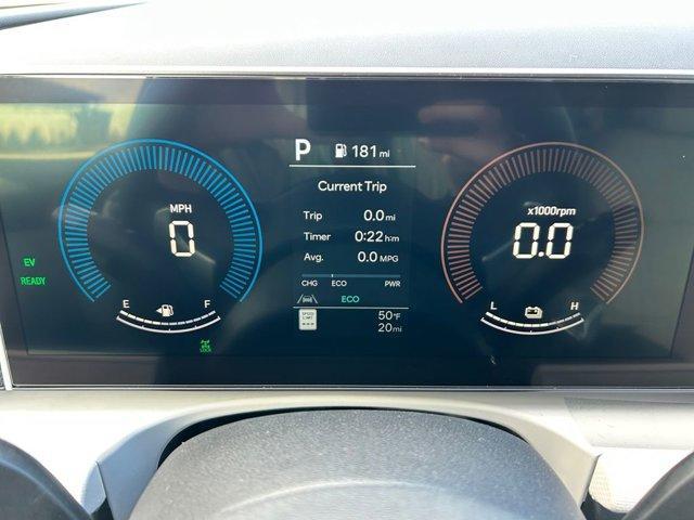 new 2025 Hyundai TUCSON Hybrid car, priced at $34,721