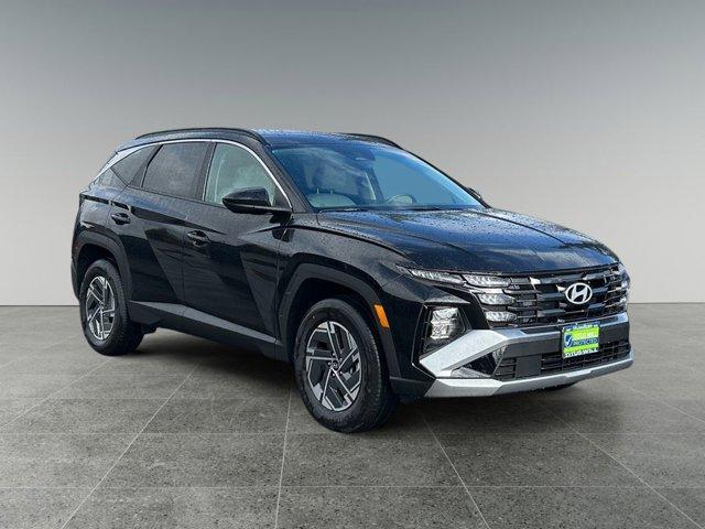 new 2025 Hyundai TUCSON Hybrid car, priced at $34,721