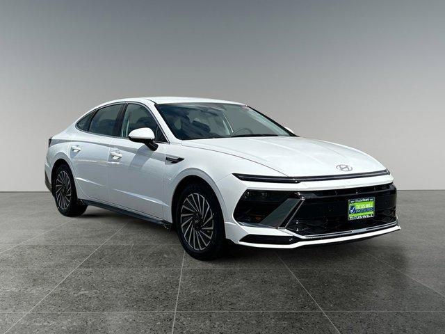 new 2025 Hyundai Sonata Hybrid car, priced at $33,333