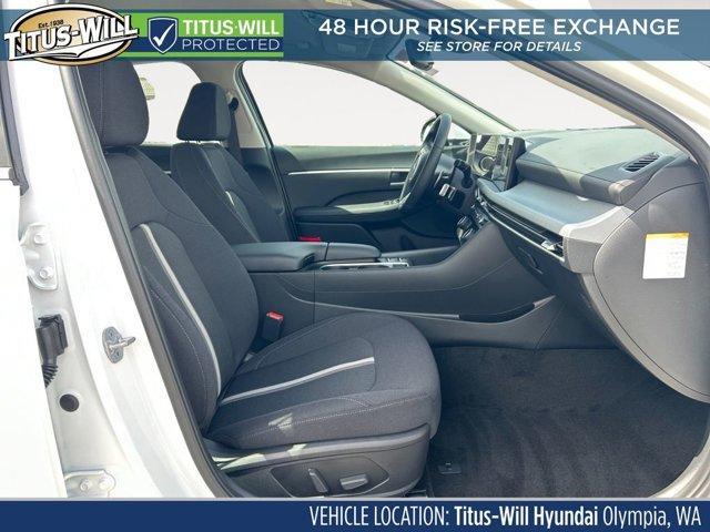 new 2025 Hyundai Sonata Hybrid car, priced at $33,333