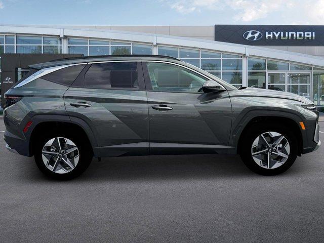 new 2025 Hyundai Tucson Hybrid car, priced at $37,370