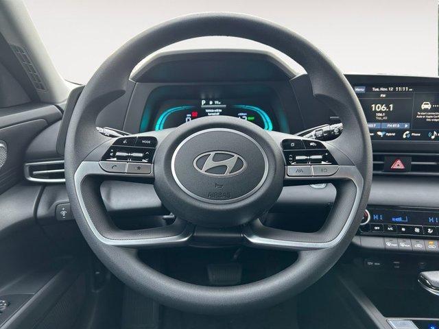 new 2025 Hyundai Elantra HEV car, priced at $25,776