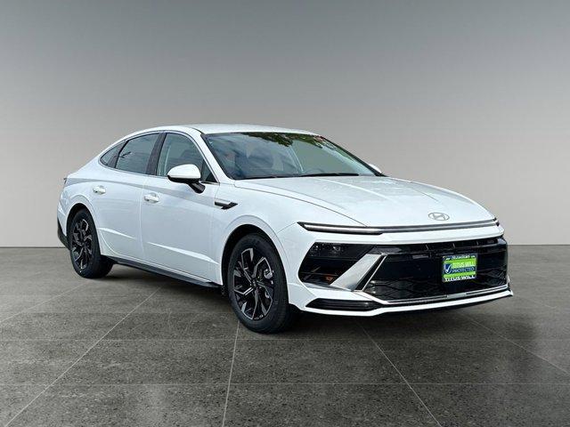 new 2025 Hyundai Sonata car, priced at $31,013