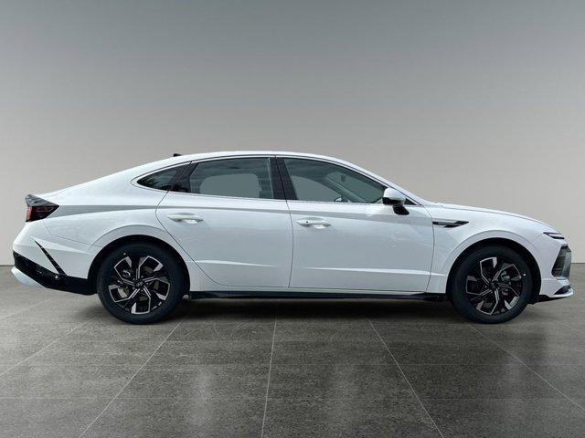 new 2025 Hyundai Sonata car, priced at $31,013