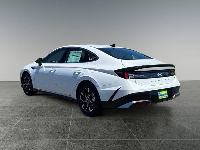 new 2025 Hyundai Sonata car, priced at $27,999