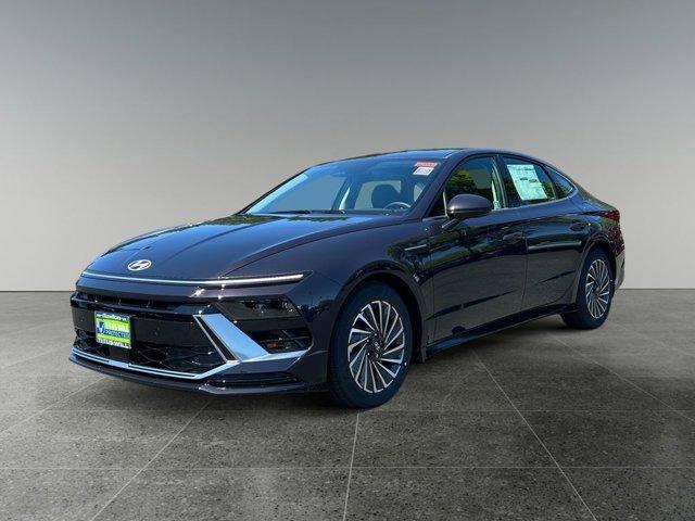 new 2025 Hyundai Sonata Hybrid car, priced at $32,690