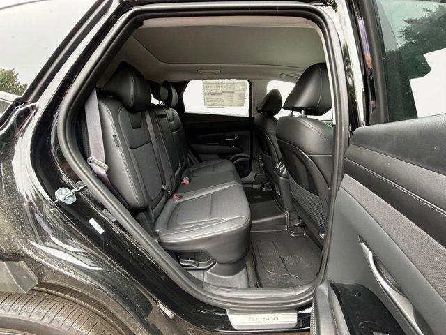 new 2025 Hyundai TUCSON Hybrid car, priced at $40,750