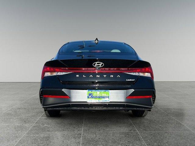 new 2025 Hyundai Elantra car, priced at $27,878