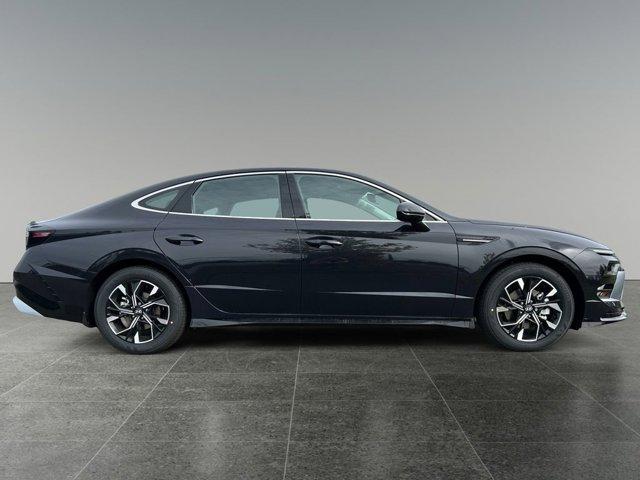 new 2025 Hyundai Sonata car, priced at $31,001