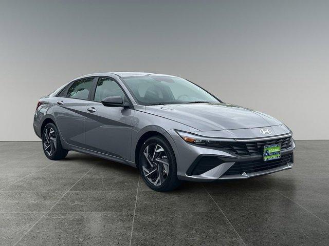 new 2025 Hyundai Elantra car, priced at $24,444