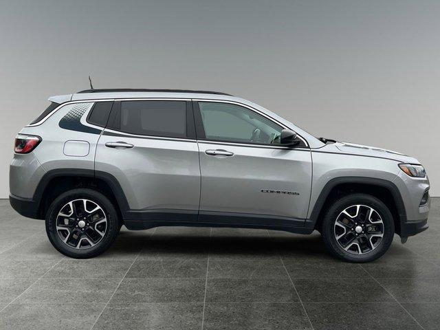 used 2022 Jeep Compass car, priced at $19,999