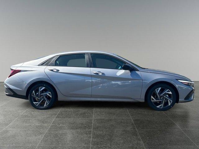 new 2025 Hyundai Elantra car, priced at $21,999