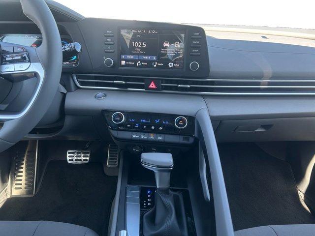 new 2025 Hyundai Elantra car, priced at $21,999