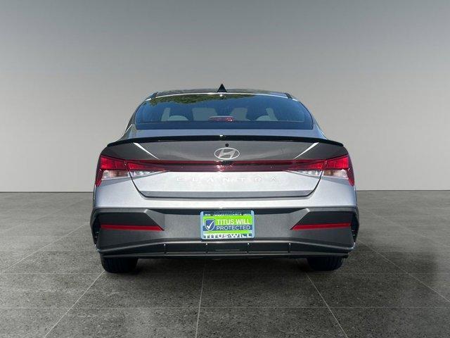 new 2025 Hyundai Elantra car, priced at $21,999