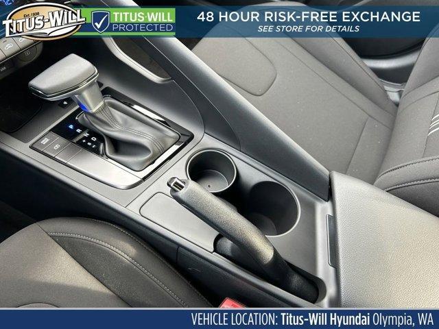 new 2025 Hyundai Elantra car, priced at $24,224