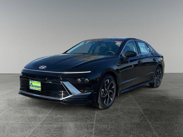 new 2025 Hyundai Sonata car, priced at $30,500