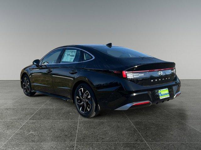 new 2025 Hyundai Sonata car, priced at $30,500