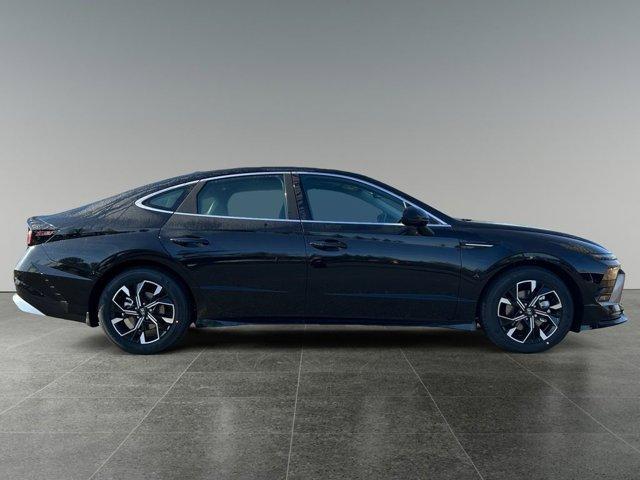 new 2025 Hyundai Sonata car, priced at $30,500
