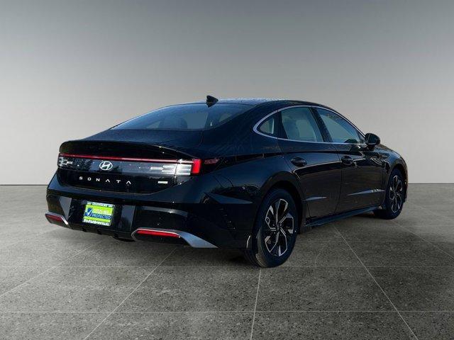 new 2025 Hyundai Sonata car, priced at $30,500